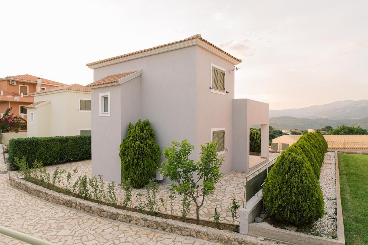 Vasilopoulos Residences - Villa Emelia With Shared Pool Argostoli  Buitenkant foto