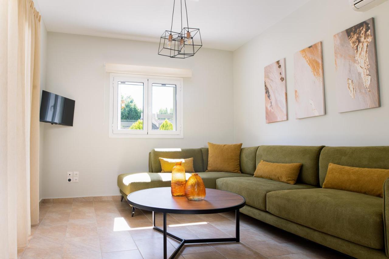 Vasilopoulos Residences - Villa Emelia With Shared Pool Argostoli  Buitenkant foto