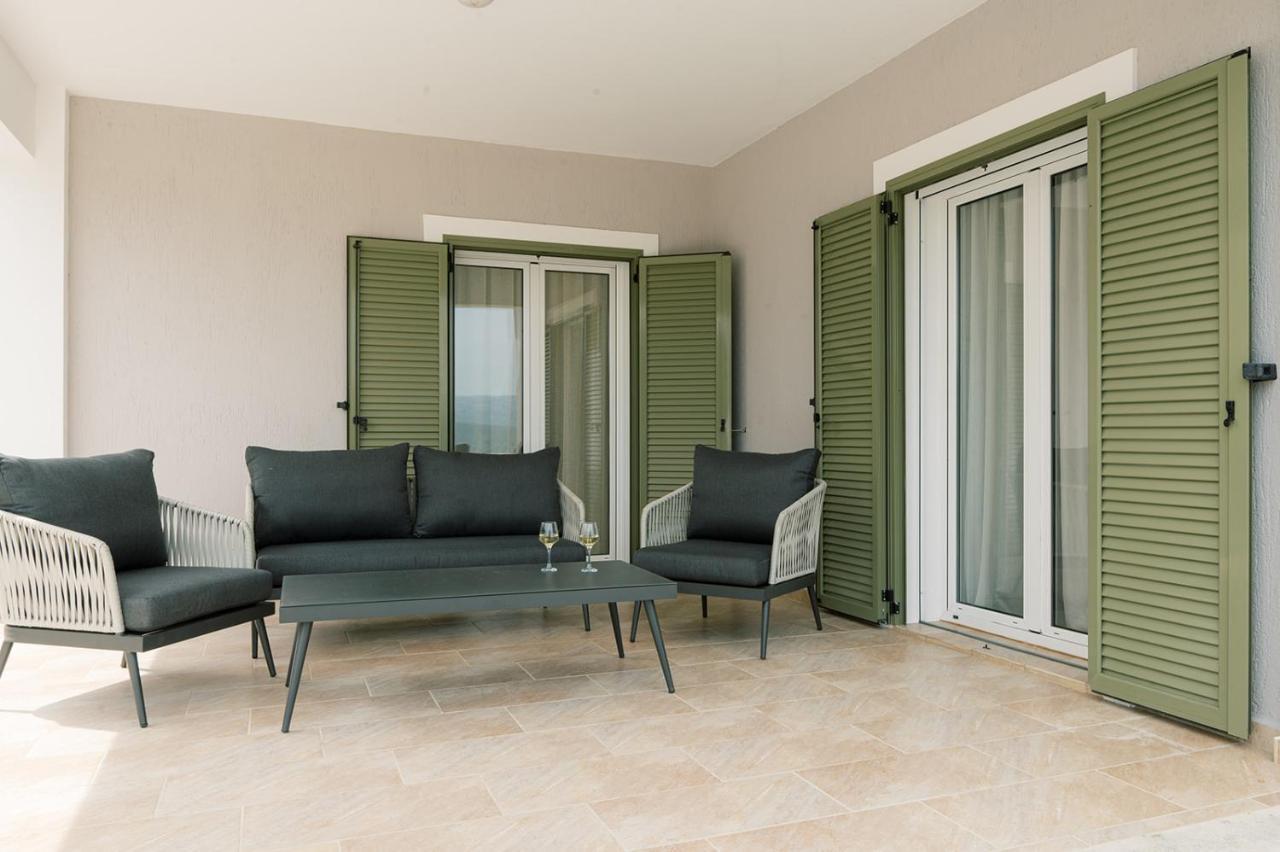 Vasilopoulos Residences - Villa Emelia With Shared Pool Argostoli  Buitenkant foto