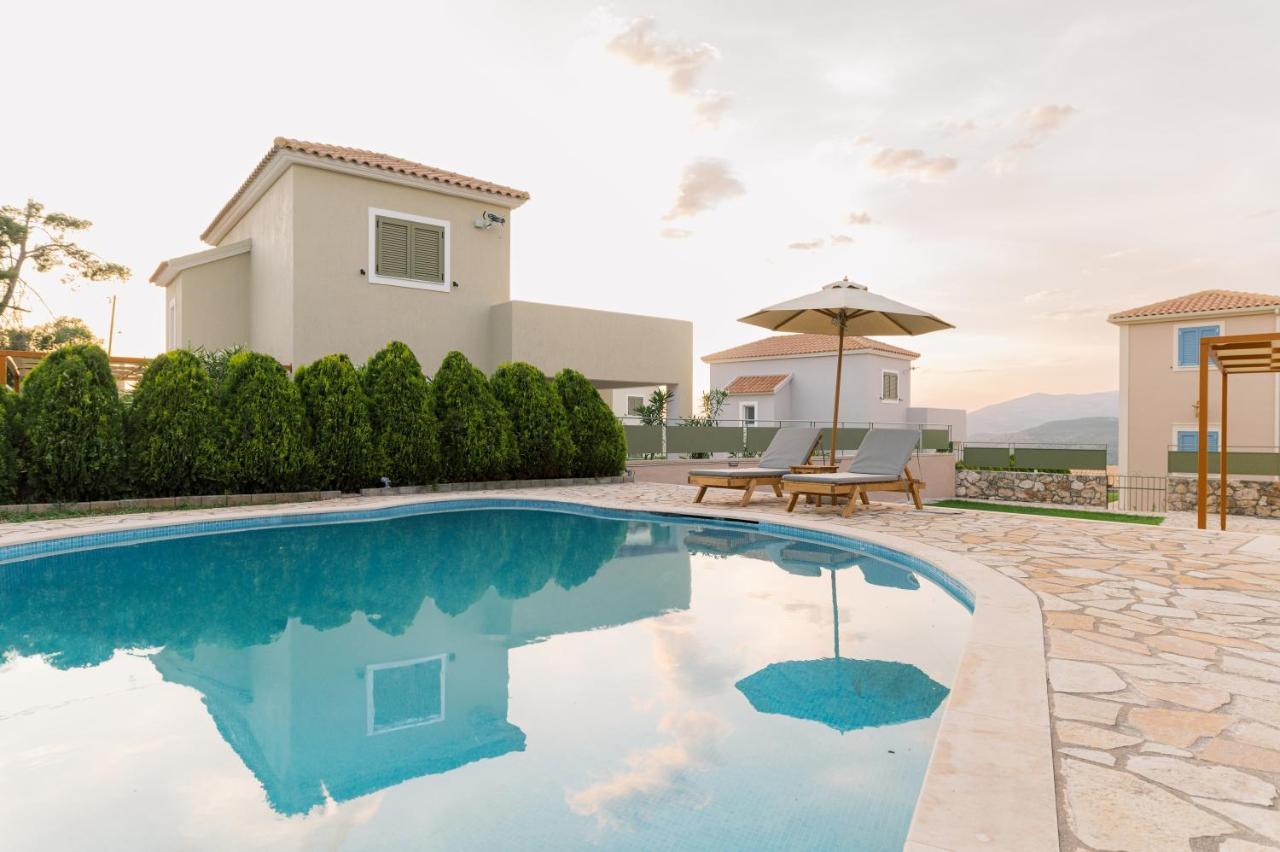 Vasilopoulos Residences - Villa Emelia With Shared Pool Argostoli  Buitenkant foto